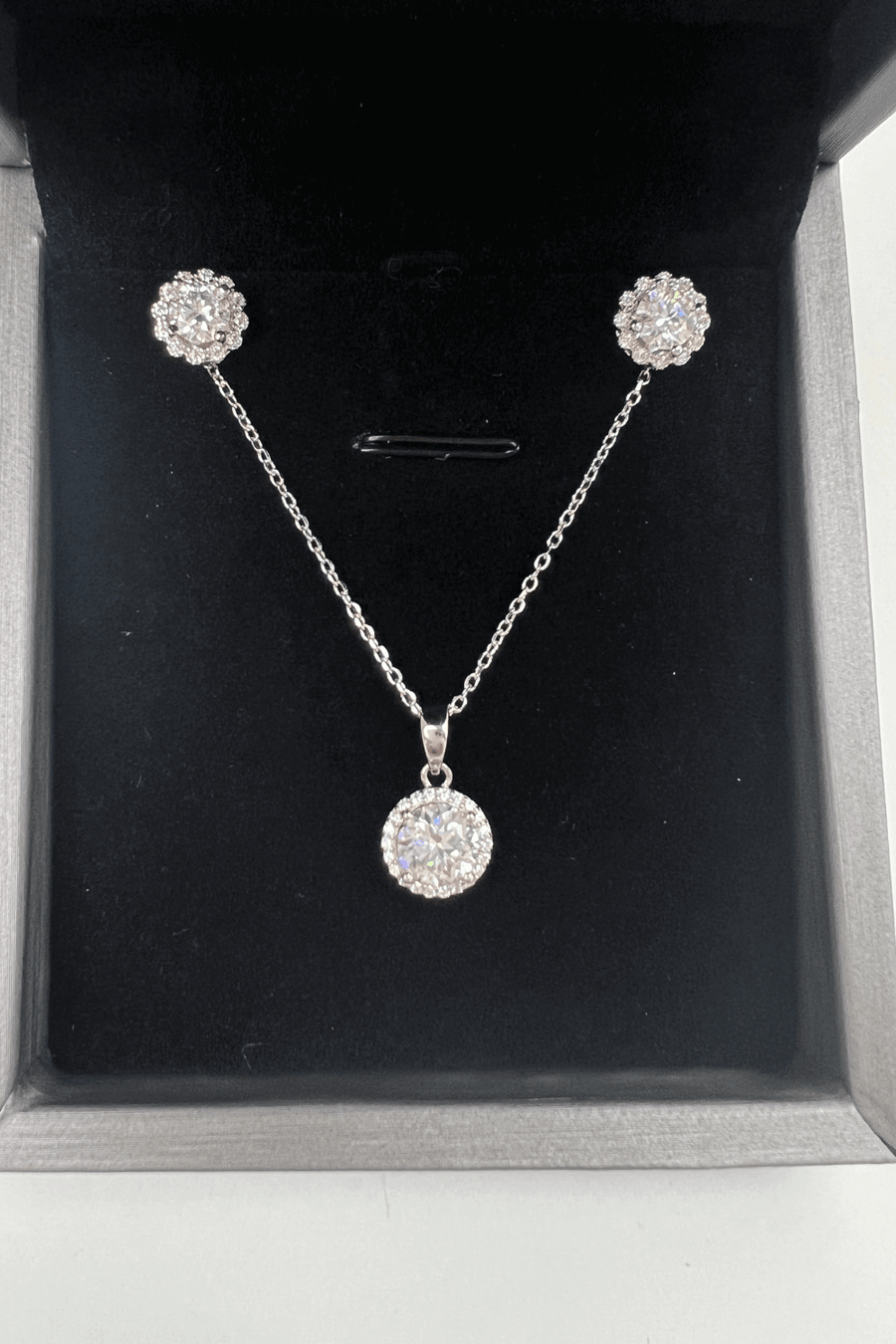 Best Diamond Jewelry Bundle Set Gift | Best Floral Diamond Necklace, Earrings Jewelry Gift for Women, Mother, Wife, Daughter | MASON New York