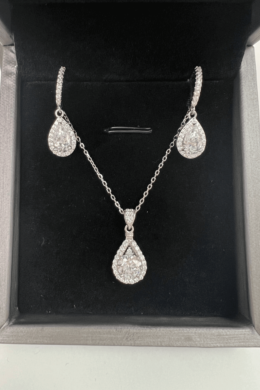Best Diamond Jewelry Bundle Set Gift | Best Teardrop Pear Diamond Necklace, Earrings Jewelry Gift for Women, Mother, Wife, Daughter | MASON New York
