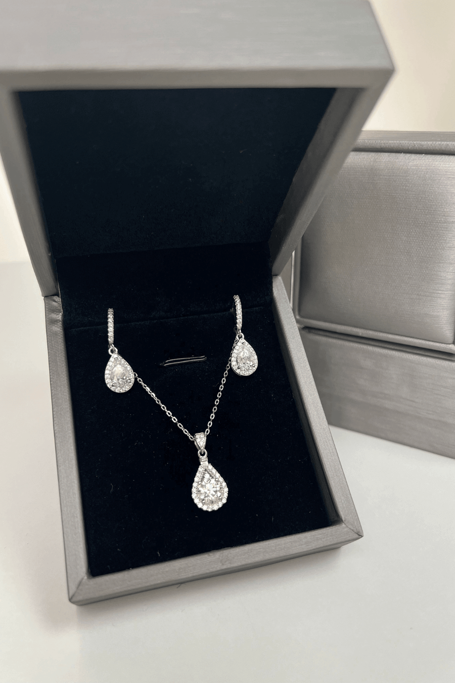 Best Diamond Jewelry Set Gift Trends for Women | BEST Diamond Jewelry Bundle Set Gift for Women | #1 Best Most Top Trendy Trending Teardrop Pear Diamond Necklace, Earrings for Wedding Party Holiday Jewelry Gift for Women, Mother, Wife, Daughter, Ladies | MASON New York