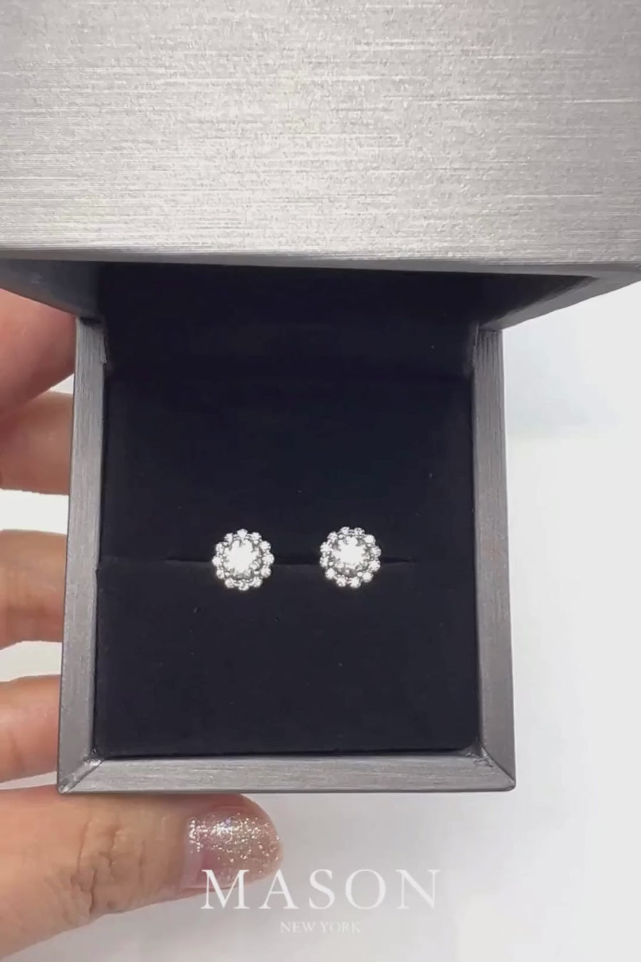 1 Carat Diamond Floral-Shaped Stud Earrings