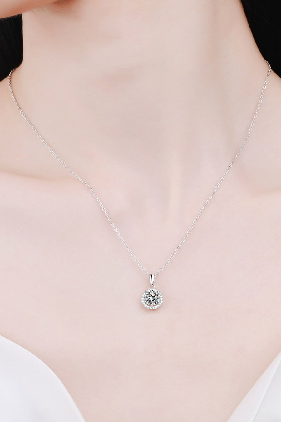 Best Diamond Necklace Jewelry Gifts for Women | 1 Carat Round Diamond Pendant Necklace - Chance to Charm | MASON New York