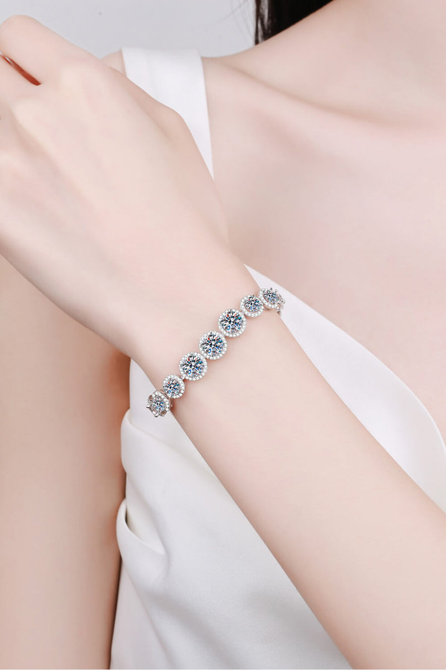 Best Diamond Bracelet Jewelry Gifts for Women | 10.4 Carat Diamond Bracelet | MASON New York