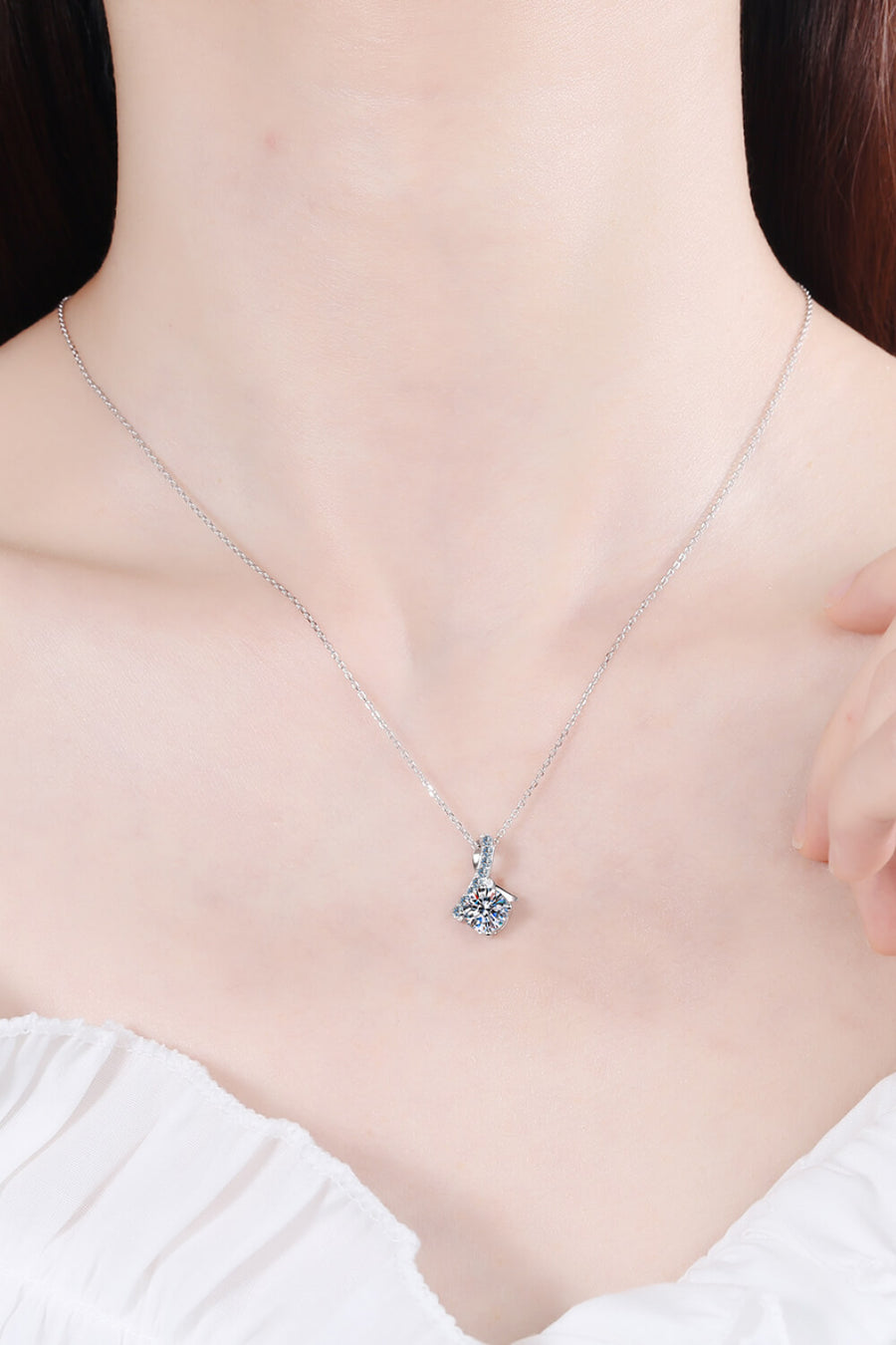 Best Diamond Necklace Jewelry Gifts for Women | 1 Carat Diamond Pendant Necklace - Unique and Chic | MASON New York