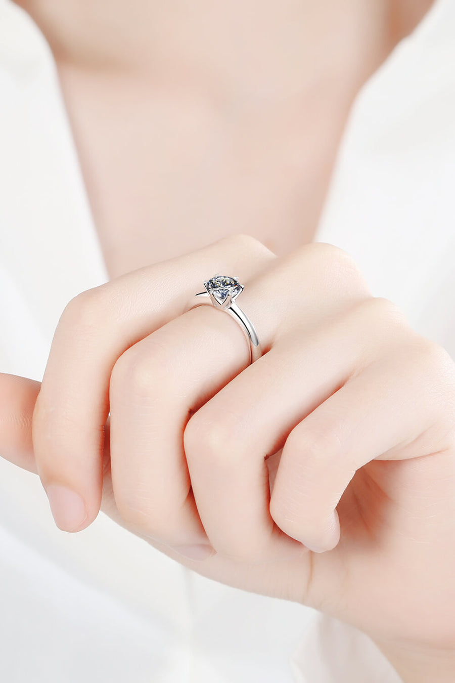 Best Diamond Ring Jewelry Gifts for Women | 1.5 Carat Round Diamond Ring | MASON New York