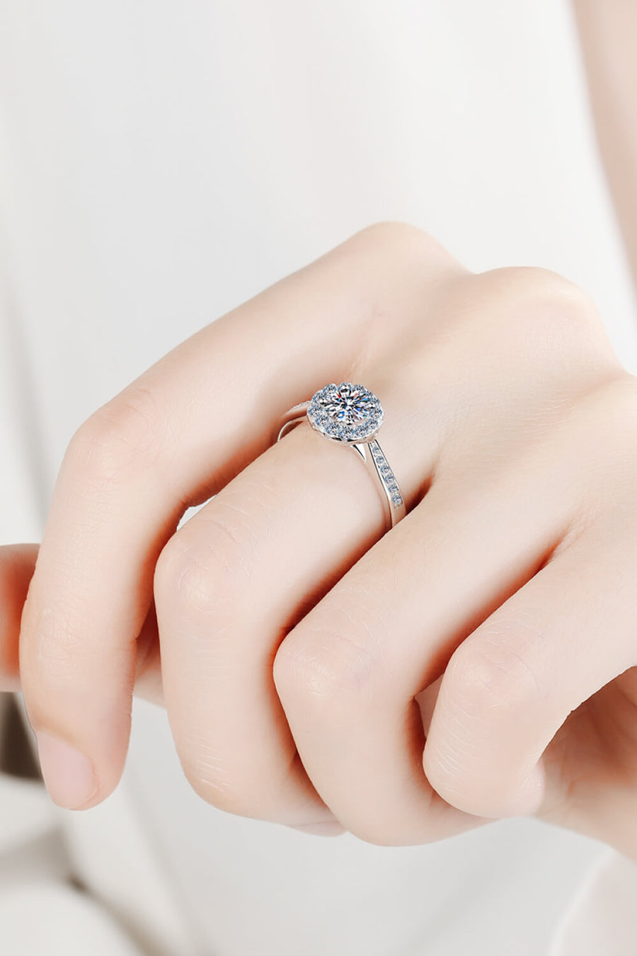 Best Diamond Ring Jewelry Gifts for Women | 1 Carat Round Diamond Ring | MASON New York