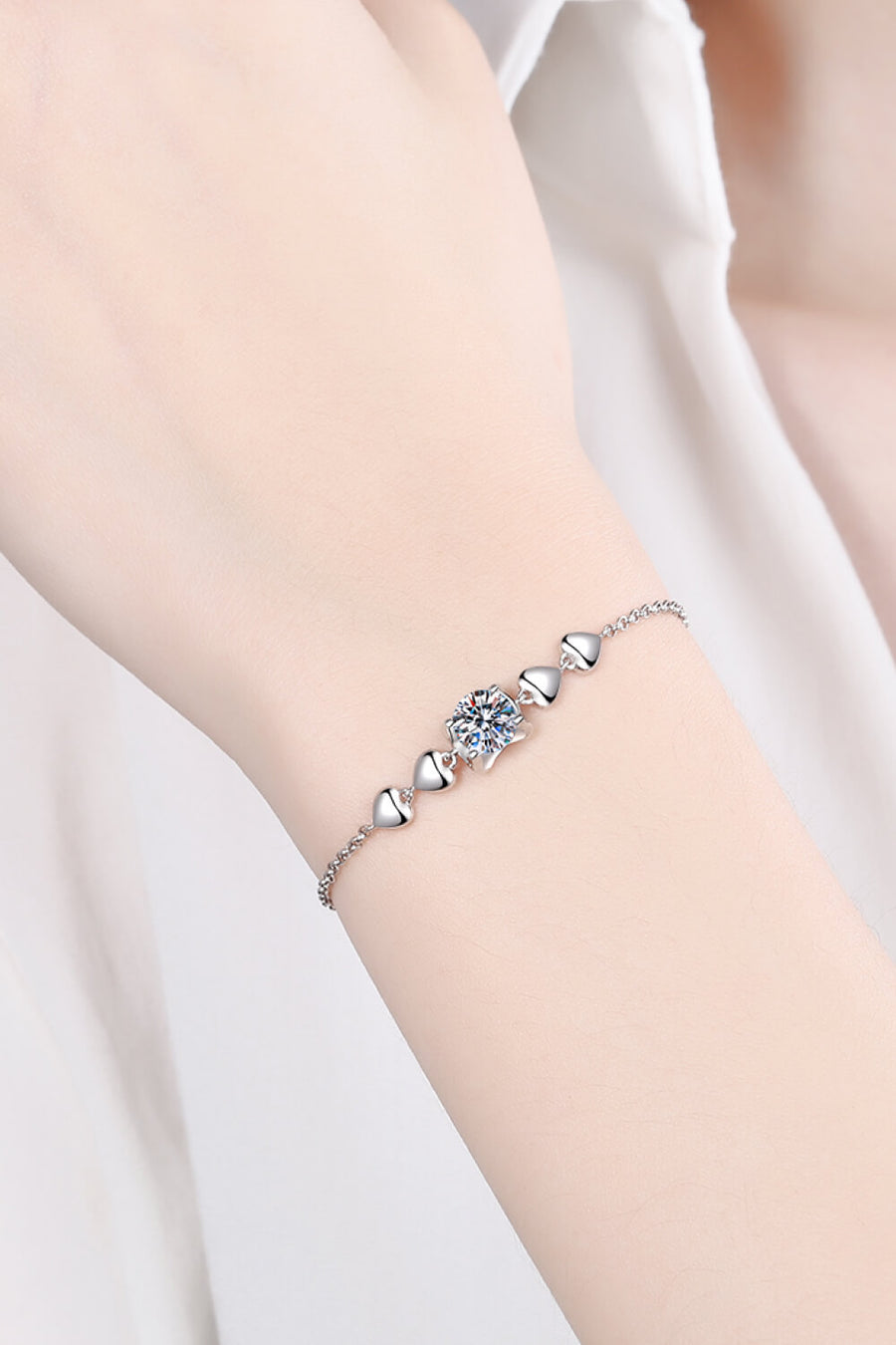 Best Diamond Bracelet Gift Trends for Women | BEST Diamond Bracelet Jewelry Gifts for Women | #1 Best Most Top Trendy Trending 1 Carat Round Diamond Heart Bracelet for Wedding Party Holiday Jewelry Gift for Women, Ladies | MASON New York