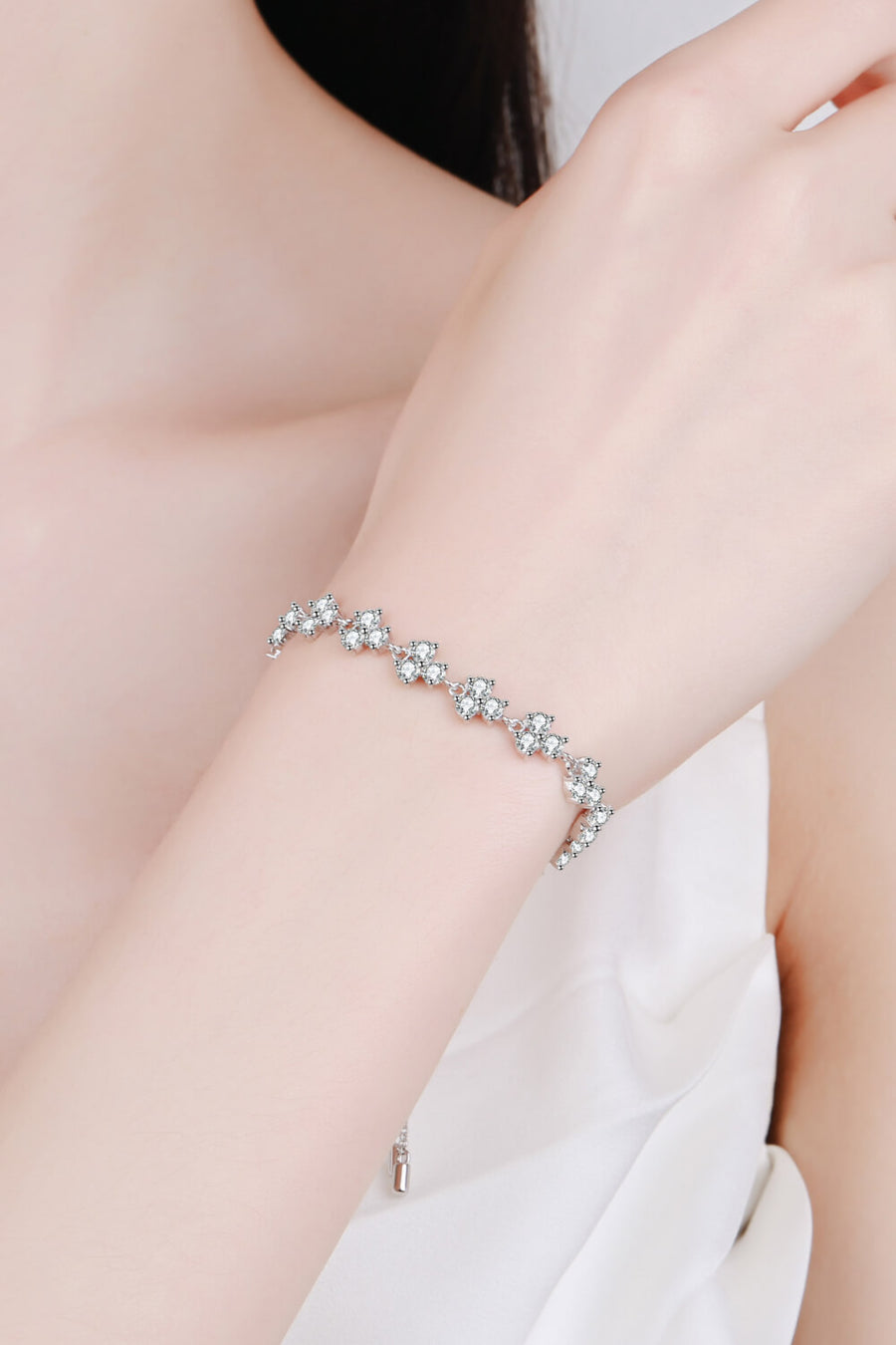 Best Diamond Chain Bracelet Gift Trends for Women | BEST Diamond Chain Bracelet Jewelry Gifts for Women | #1 Best Most Top Trendy Trending 4.2 Carat Diamond Adjustable Bracelet for Wedding Party Holiday Jewelry Gift for Women, Ladies, Mother | MASON New York