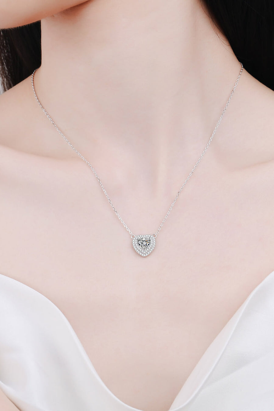 Best Heart Diamond Pendant Necklace Gift Trends for Women | BEST Diamond Necklace Jewelry Gifts for Women | #1 Best Most Top Trendy Trending 1 Carat Heart Diamond Pendant Necklace for Wedding Party Holiday Jewelry Gift for Women | MASON New York