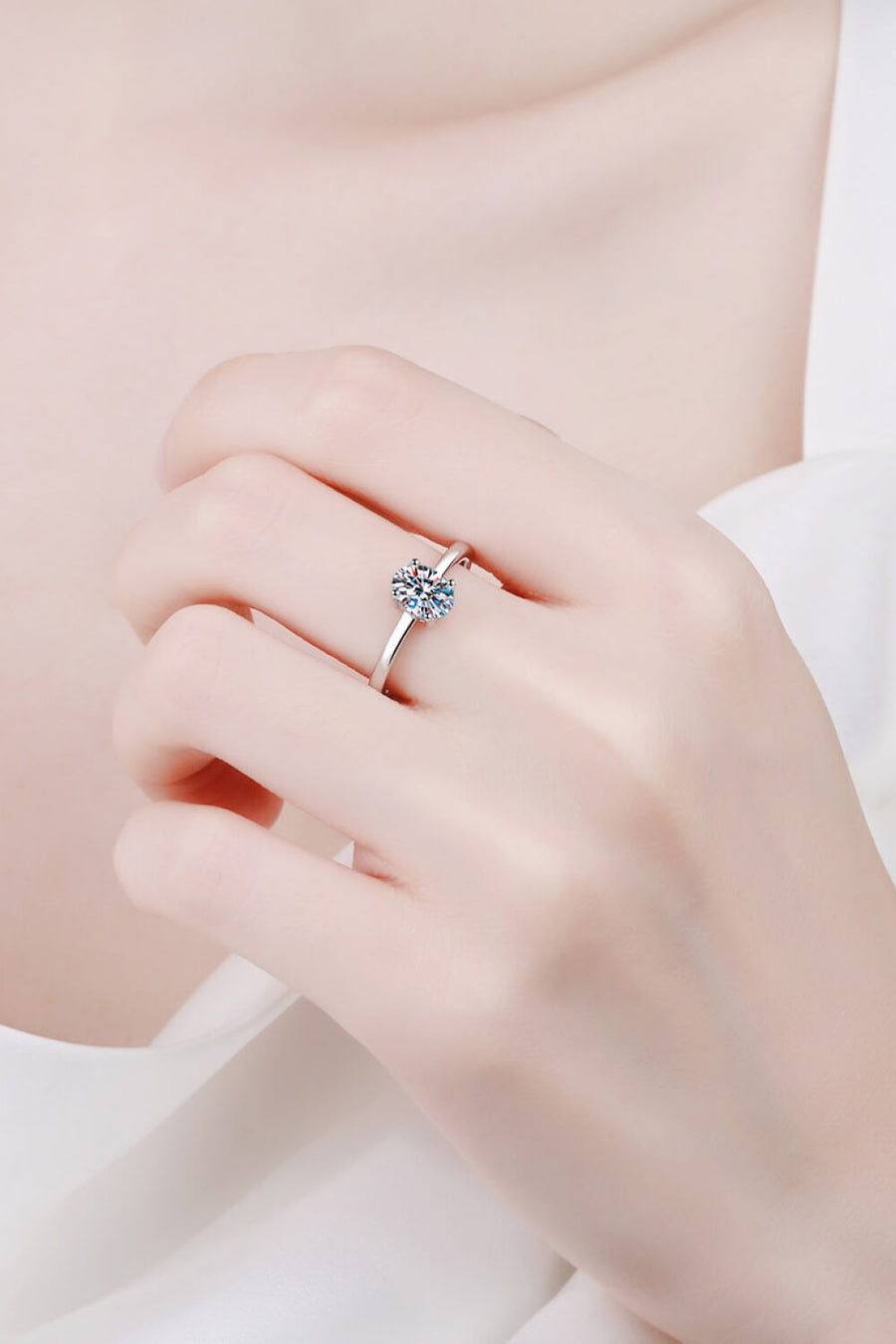 Best Diamond Ring Jewelry Gifts for Women | 1 Carat Oval Diamond Ring - Sunset Days | MASON New York