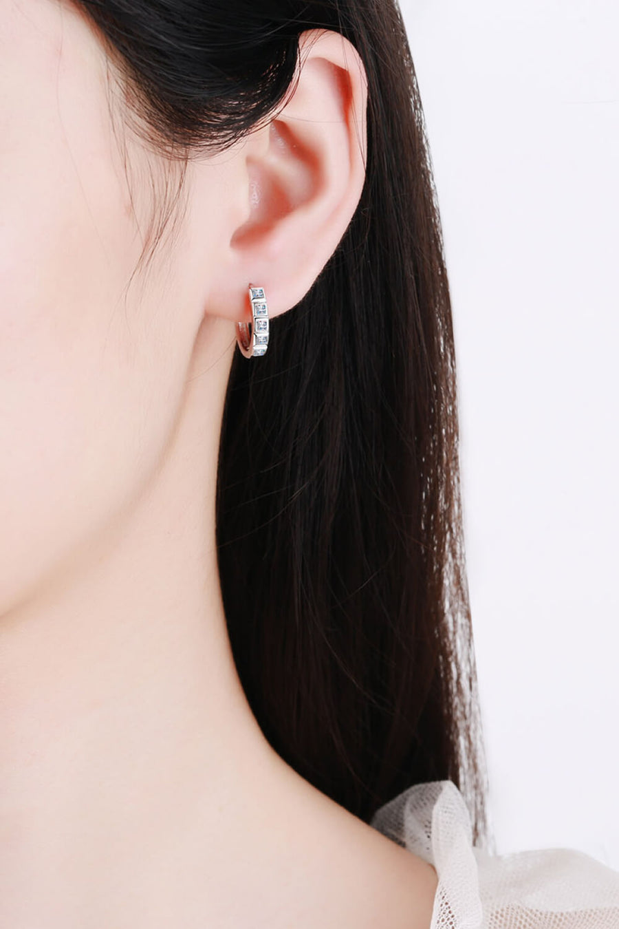 Best Diamond Earrings Jewelry Gifts for Women | 0.8 Carat Diamond Huggie Earrings - Always Chic  | MASON New York